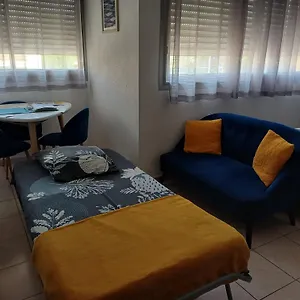 L'escale Marine : Centre Ville/ , Bandol France